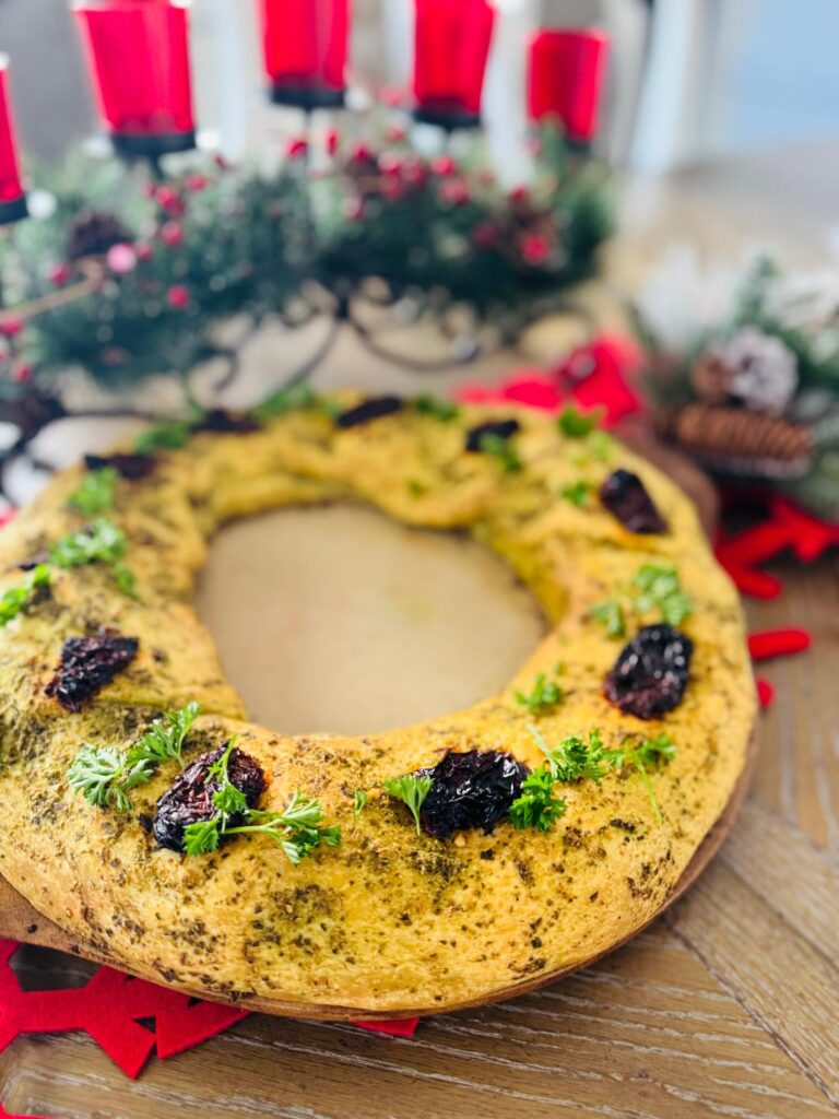 Eggplant pull-apart bread wreath